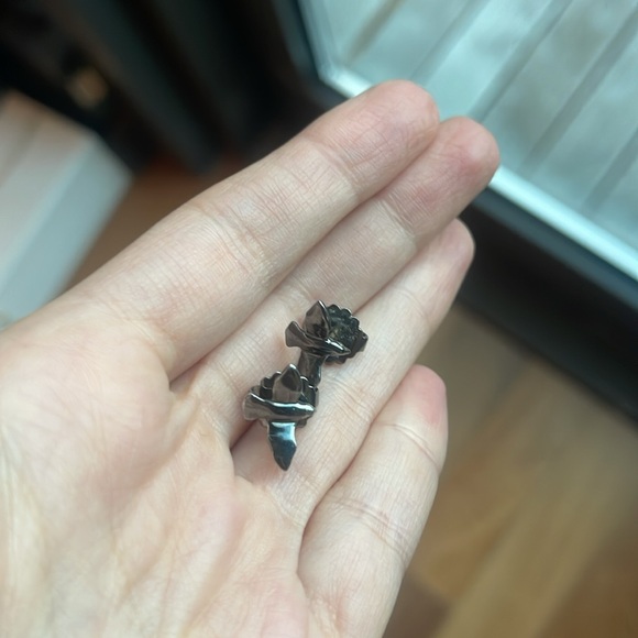 Elizabeth and James rhodium bird studs - Picture 5 of 5